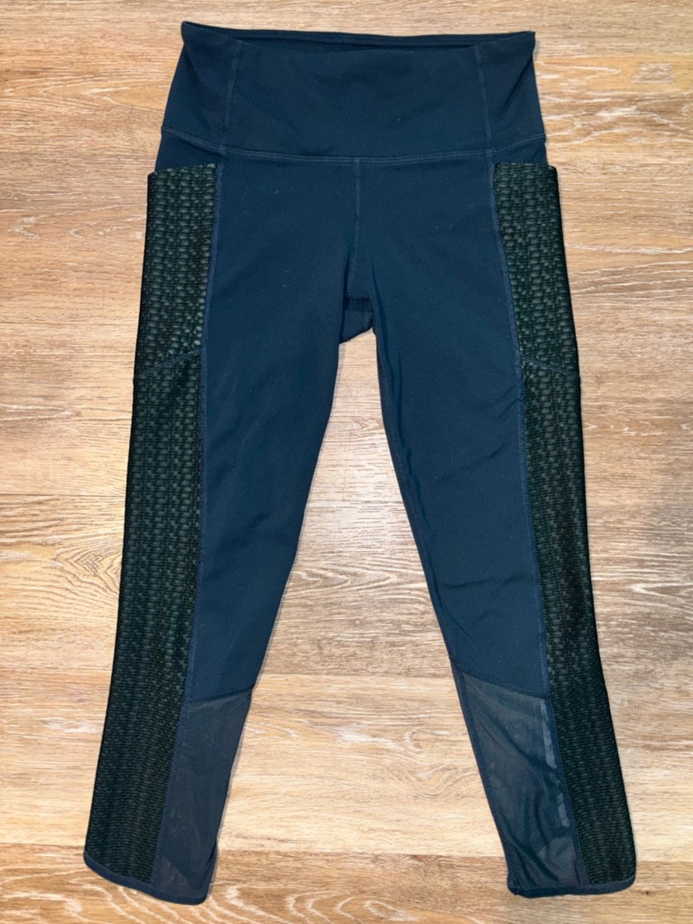 Athleta Teal Leggings with Side Pockets